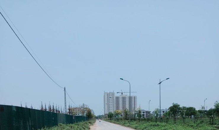 Bán nhà 2 tầng phường Đông Sơn ngay mặt bằng Hồ Sen